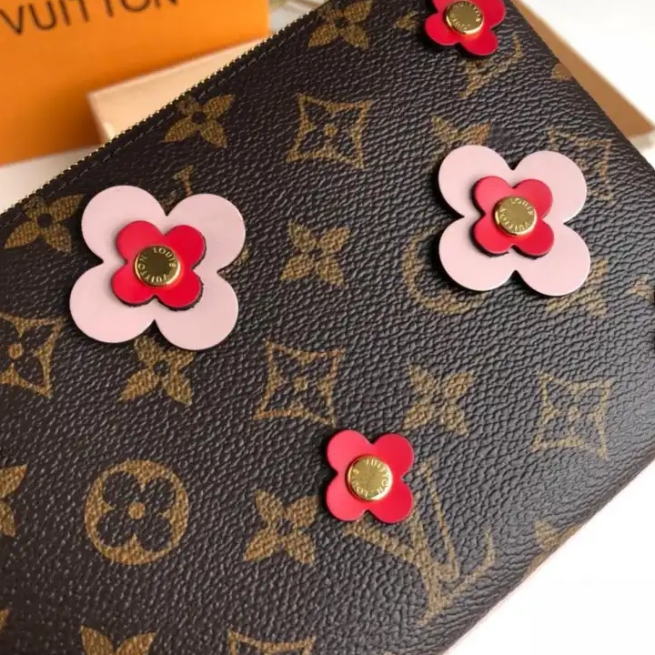 Fashionrepsfam ru 19B570206 LV Bags 0816